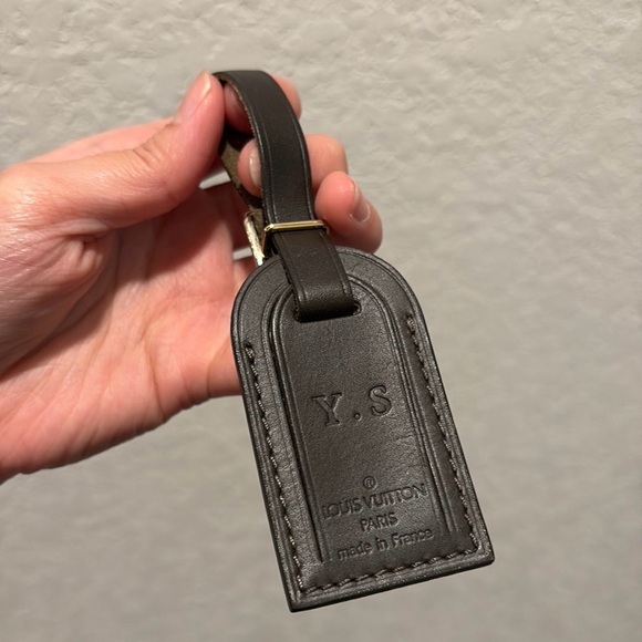 Louis Vuitton Genuine Leather Dark Brown  Luggage Tag - Picture 1 of 6